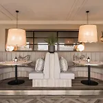 Craig Manor Hotel 4*