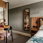 Craig Manor Hotel 4*
