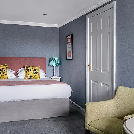 Hotel Craig Manor 4*