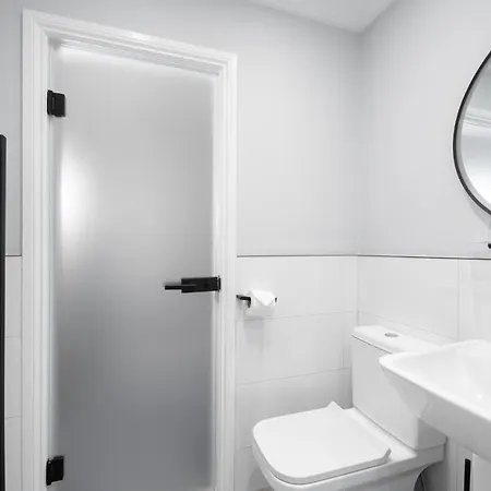 Craig Manor Hotel 4*