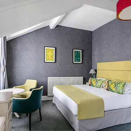 Craig Manor 4*