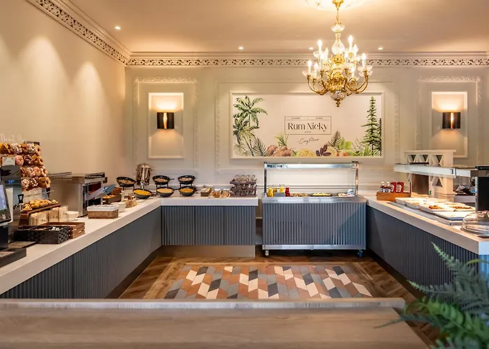 Craig Manor فندق 4*