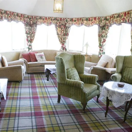 فندق Craig Manor
